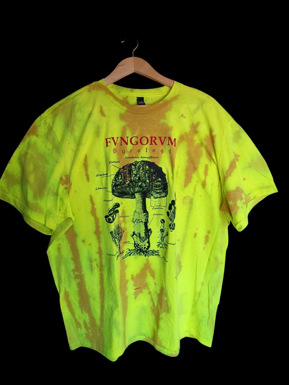 Regular T-shirt Amanita Muscaria Phosphorescent