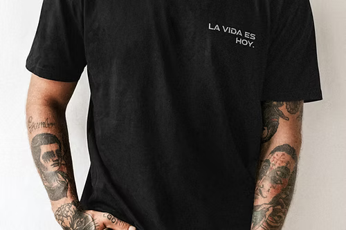 T-shirt: Life is today