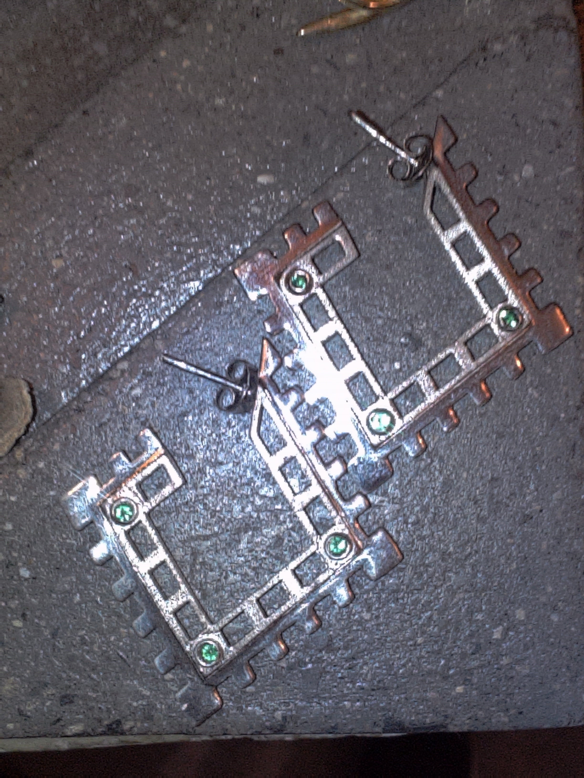 Aretes